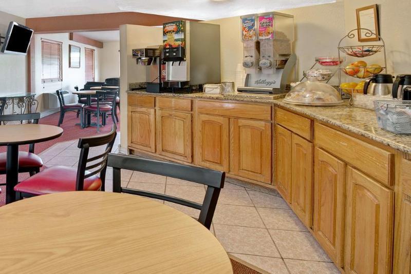 El Paso West Travelodge מראה חיצוני תמונה